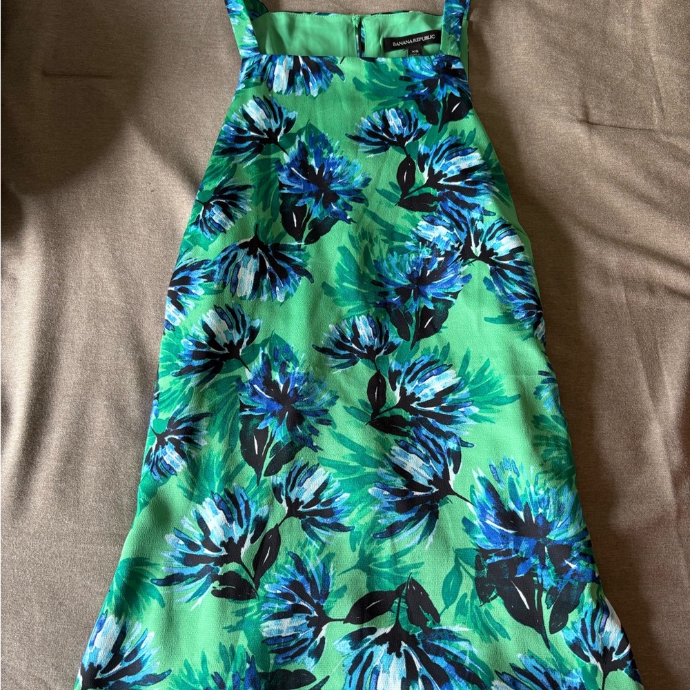 Banana Republic Green and Blue Floral Blouse